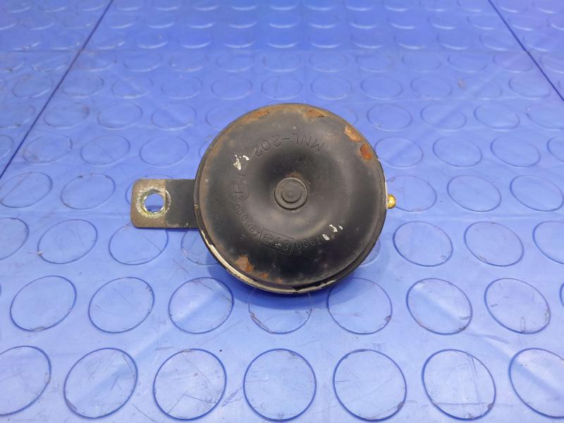 2002-2003 Subaru Impreza Low Note Horn Assembly Genuine OEM Part 86029FE000