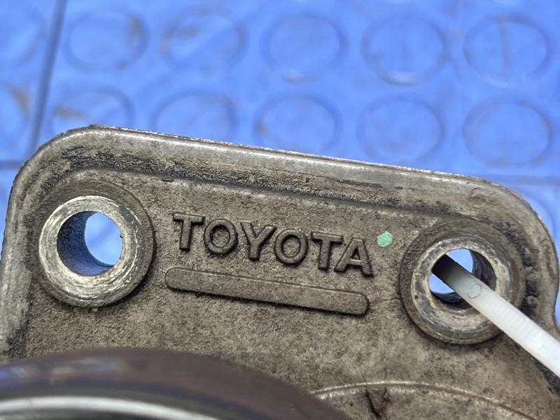 2004 Toyota Tundra Engine Belt Tensioner