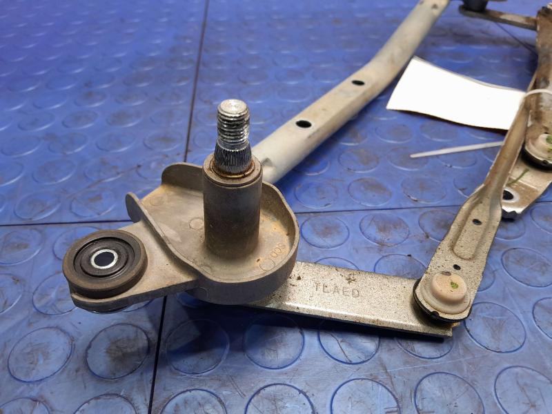 2018-2023 Kia Rio Windshield Wiper Linkage Transmission OEM 98120H9000