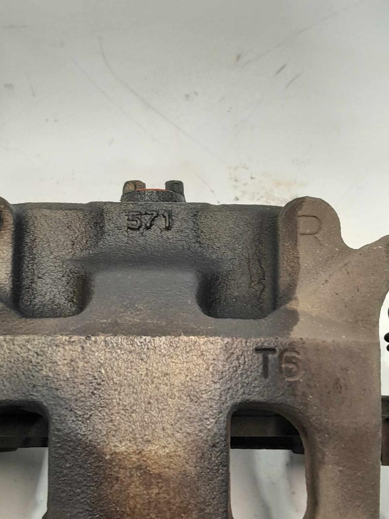 2015 Nissan Pathfinder Caliper