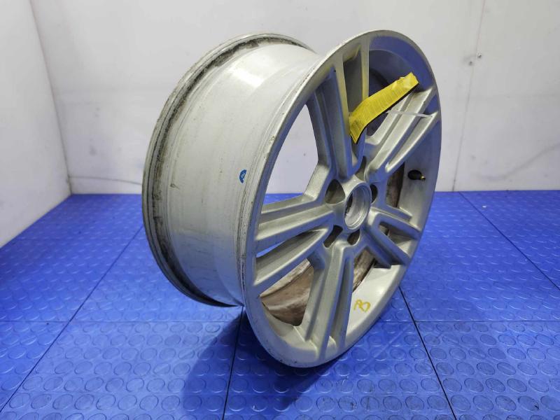 2014 Ford Mustang Wheel