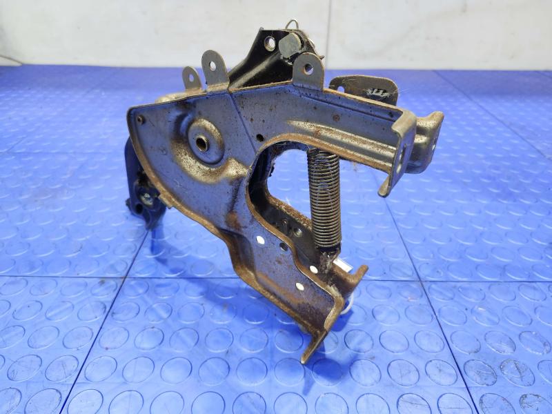2012-2016 Honda CRV Parking Brake Foot Pedal Assembly OEM 47100-T0A-A71