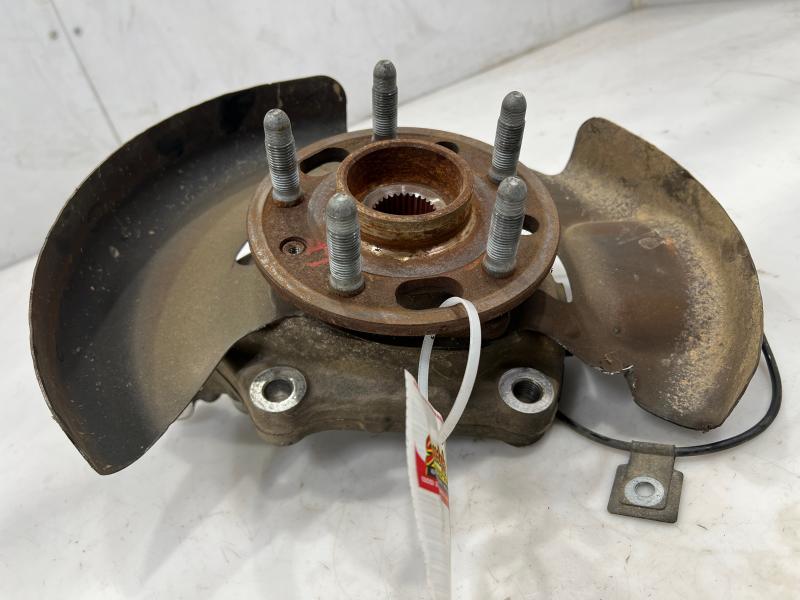 2010 GMC Terrain Spindle Knuckle Front