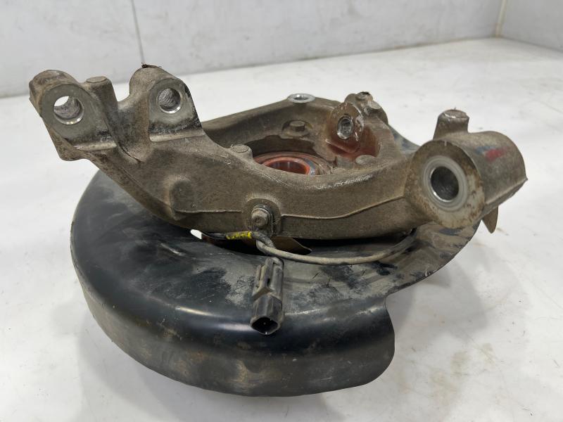 2010 GMC Terrain Spindle Knuckle Front