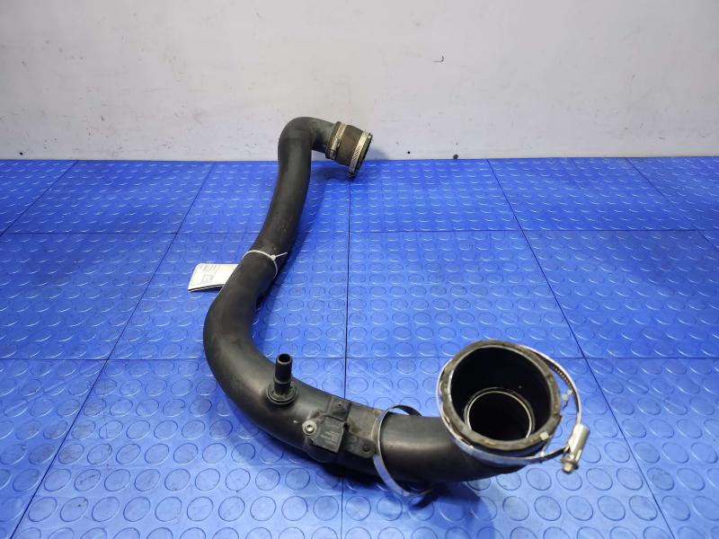2016 Ford Transit 250 Intercooler Pipe