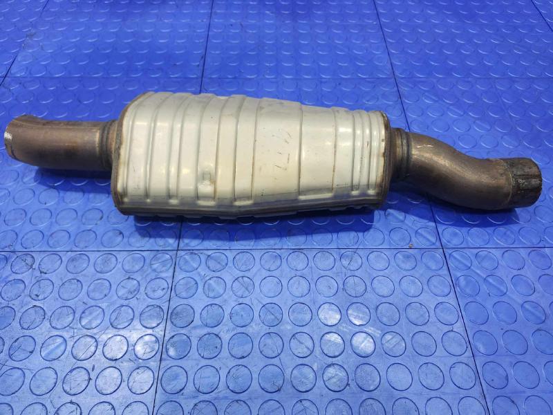 2017 Audi Q7 Muffler