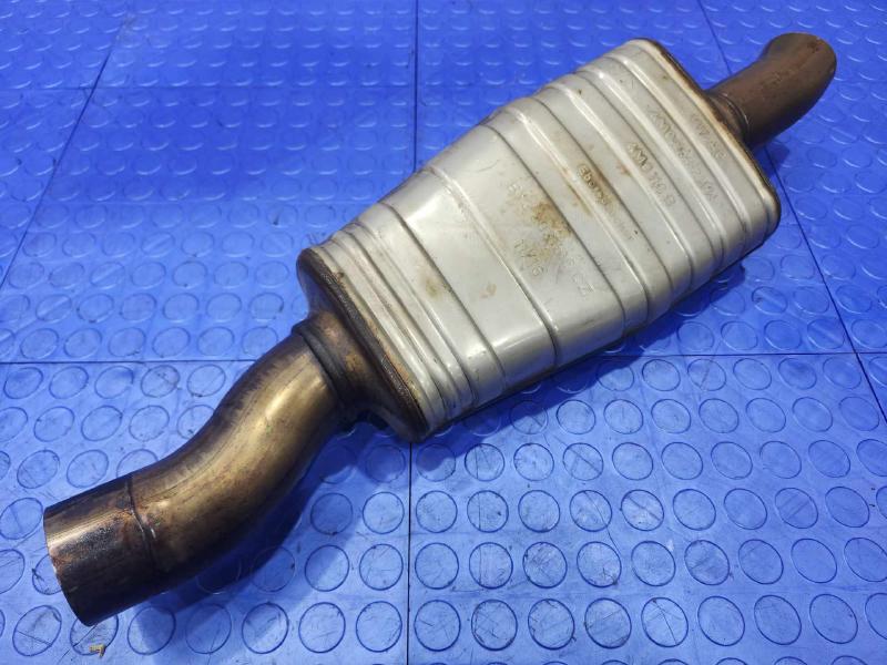 2017 Audi Q7 Muffler
