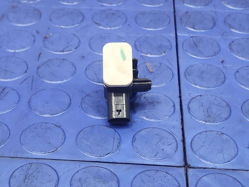 2011-2020 Dodge Durango Crash Impact Sensor Genuine OEM Part 56054085AA