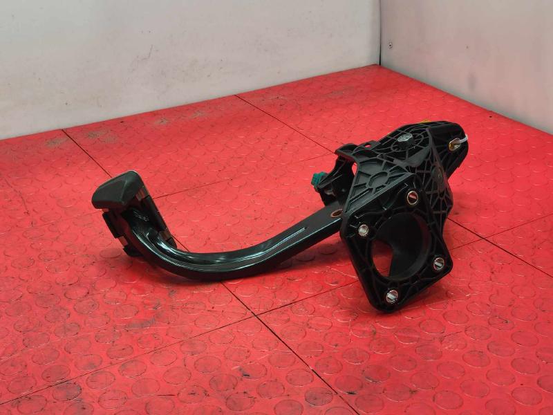 2018-2023 Kia Stinger Brake Pedal Assembly Genuine OEM Part 32830J5100
