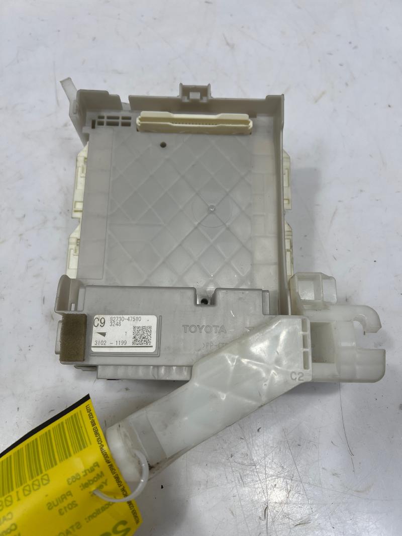 2013 Toyota Prius Cabin Fuse Box