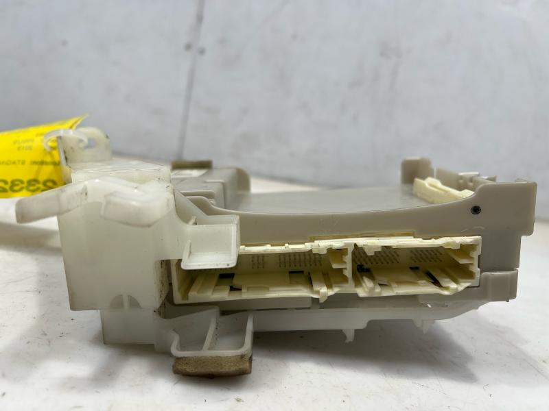 2013 Toyota Prius Cabin Fuse Box