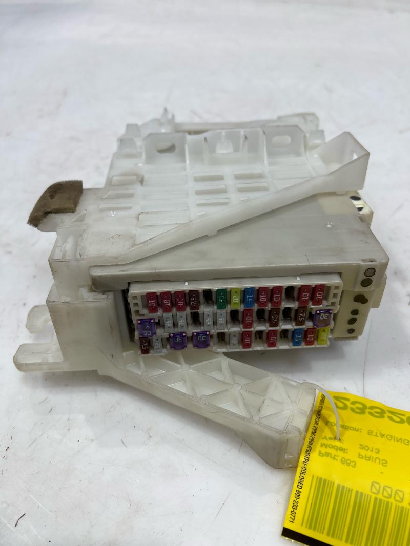 2013 Toyota Prius Cabin Fuse Box