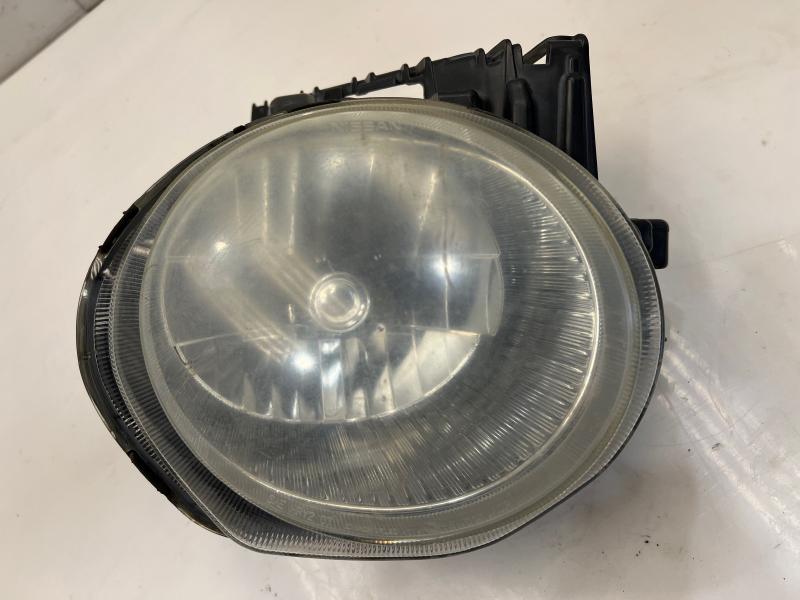2011 - 2014 Nissan Juke Headight Assembly RH Passenger Side OEM 260101KM0A