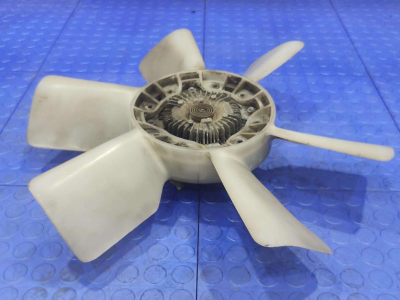 1988-1993 Isuzu NPR 3.9L OEM Diesel Engine Fan Clutch Assembly With Blades