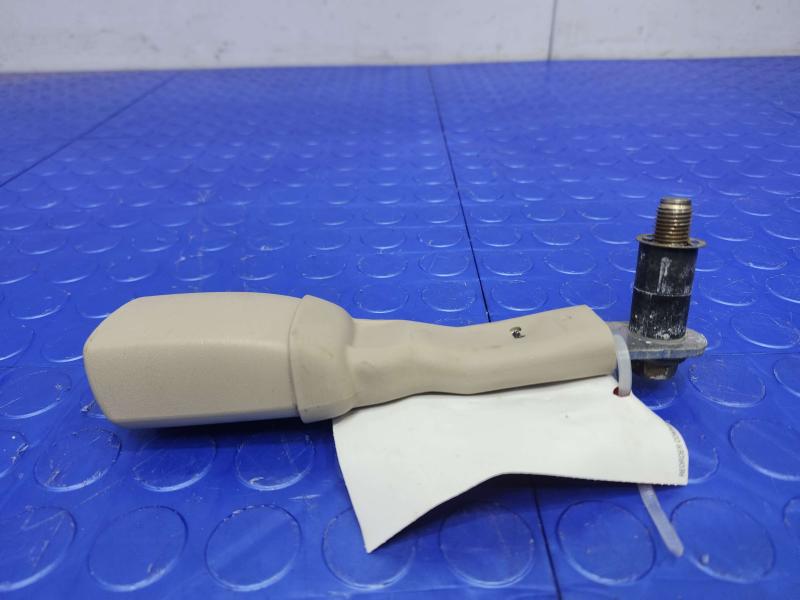 2005 Lexus RX 330 Rear Seat Belt