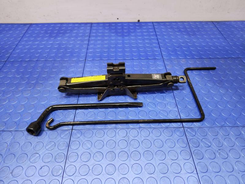 2002 Toyota Camry Jack Assembly