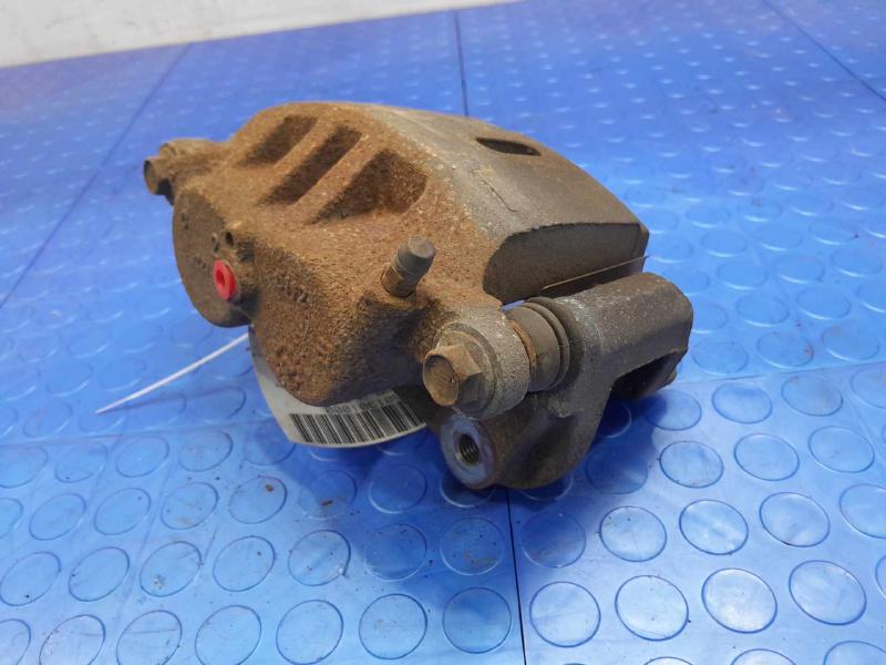 2019 Nissan Titan Caliper