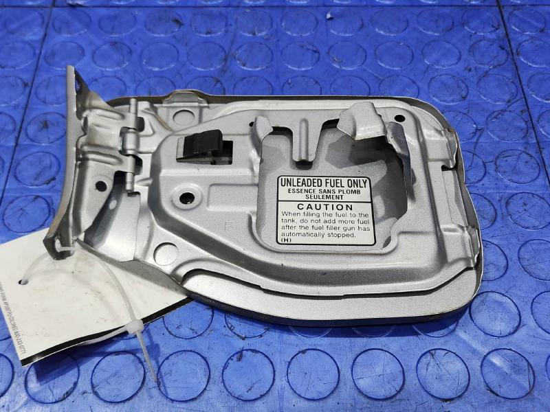 2014-2016 Subaru Forester Fuel Filler Door Gas Flap Silver G1U OEM 57601SG0009P