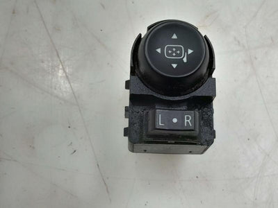 2014 Chevrolet Equinox Door Switch Front
