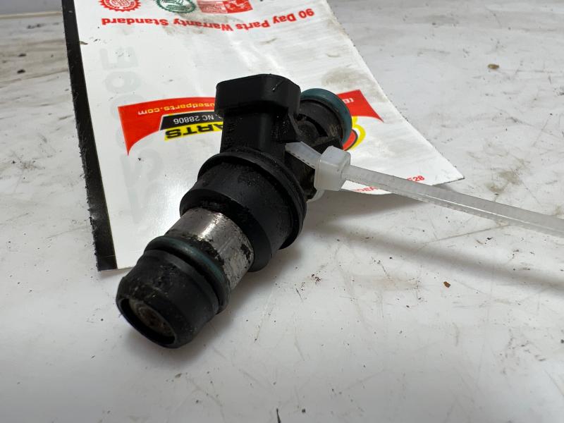 2000 GMC Sierra 1500 Misc Fuel Injection Parts