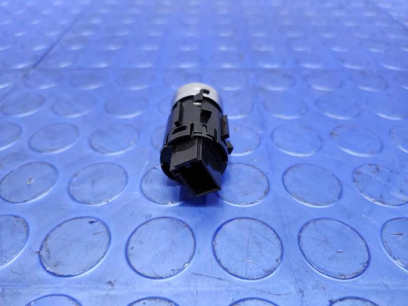 2017-2019 Audi Q7 Keyless Ignition Start Stop Switch with FOB OEM 4M1905217D