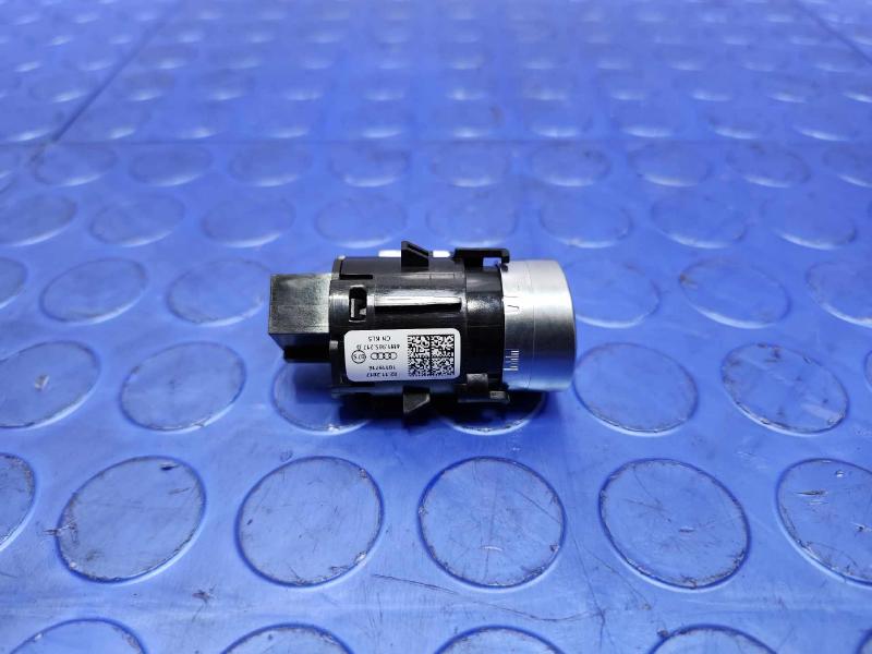 2017-2019 Audi Q7 Keyless Ignition Start Stop Switch with FOB OEM 4M1905217D