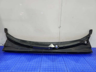 2011-2013 Kia Sorento Cowl Panel Top Cover Grille Genuine OEM 861502P001