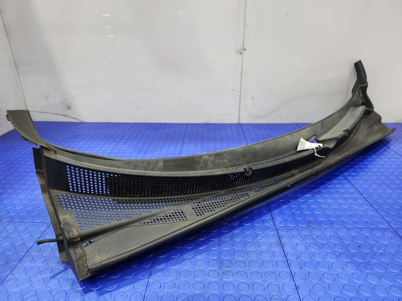 2011-2013 Kia Sorento Cowl Panel Top Cover Grille Genuine OEM 861502P001