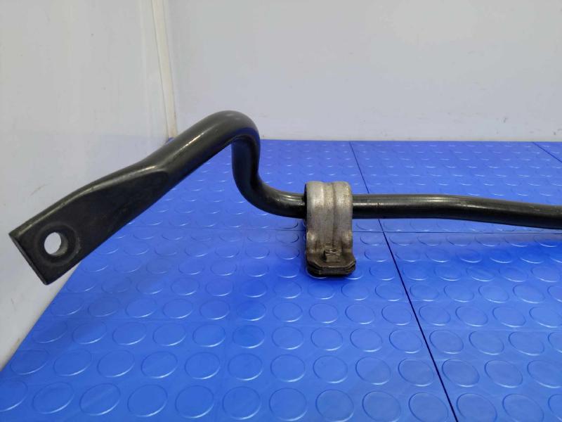 2016-2024 Volvo XC90 Front Stabilizer Bar Swaybar Genuine OEM 314069306