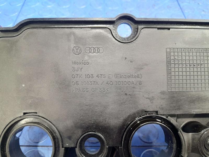 2008 Volkswagen Jetta Valve Cover