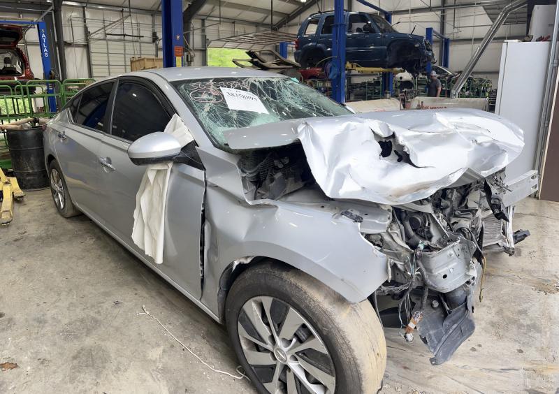 2020 Nissan Altima Quarter Panel