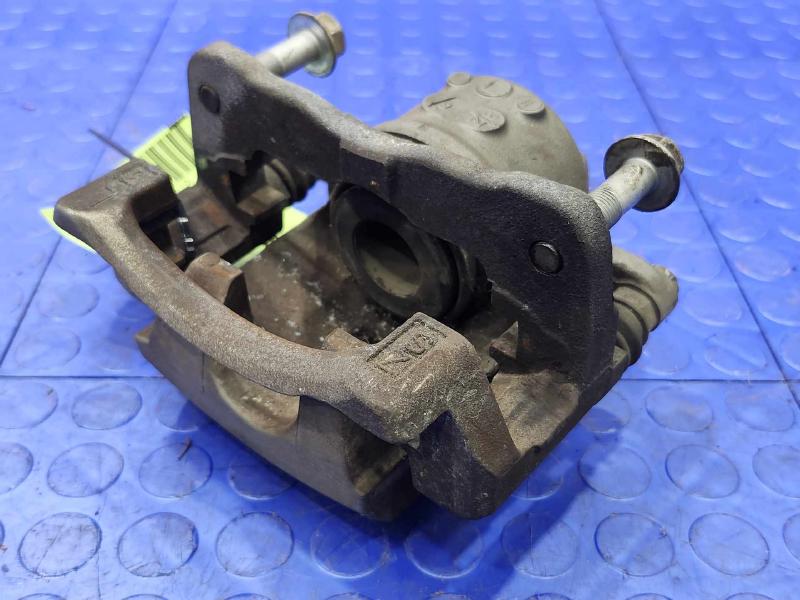 2014 Toyota Prius Caliper
