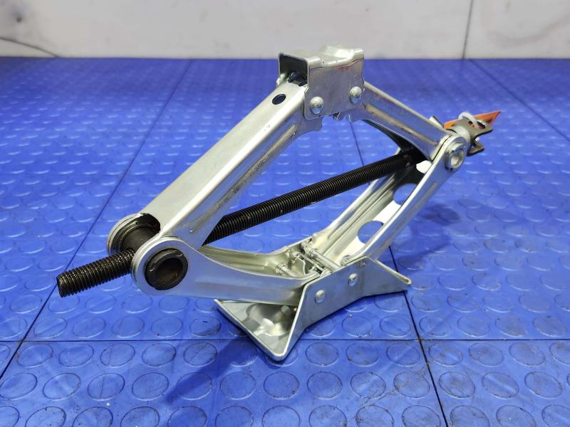 2009 Honda Accord Jack Assembly