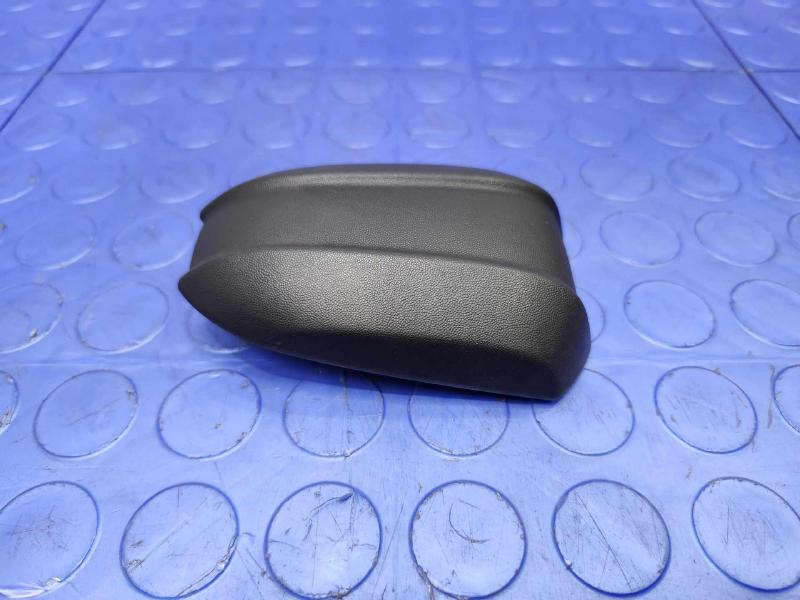 2013 Ford Taurus Antenna