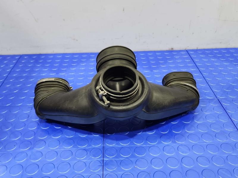 2008 Lexus LS 460 Air Intake Tube/Resonator