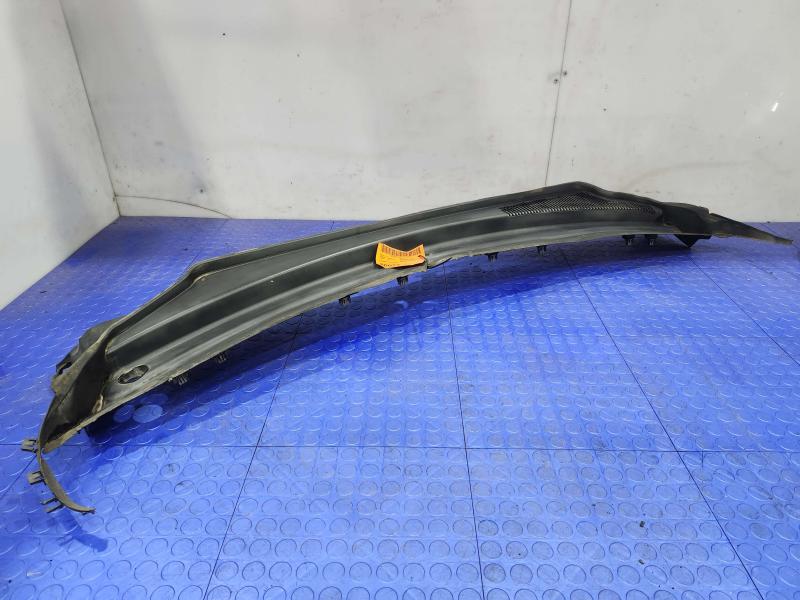 2011-2020 Jeep Grand Cherokee Cowl Top Panel Cover Grille Air Inlet OEM 55079197AH