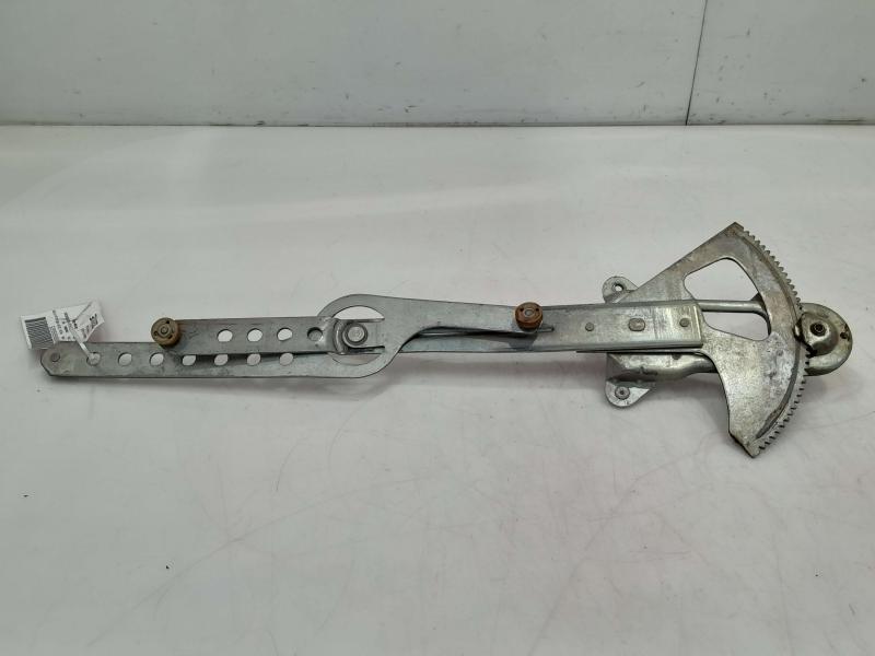 1988 Chevrolet Silverado 1500 Front Door Regulator