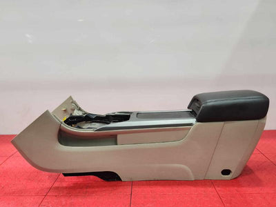 2013 Chevrolet Malibu Front Console