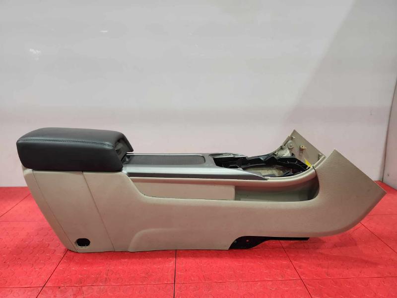 2013 Chevrolet Malibu Front Console