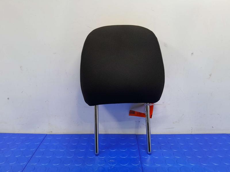 2022 Nissan Versa Headrest