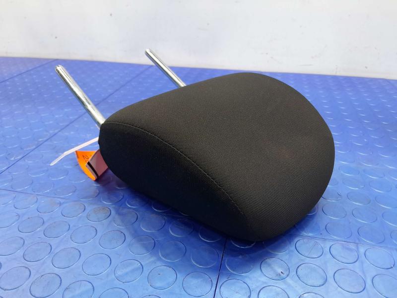 2022 Nissan Versa Headrest