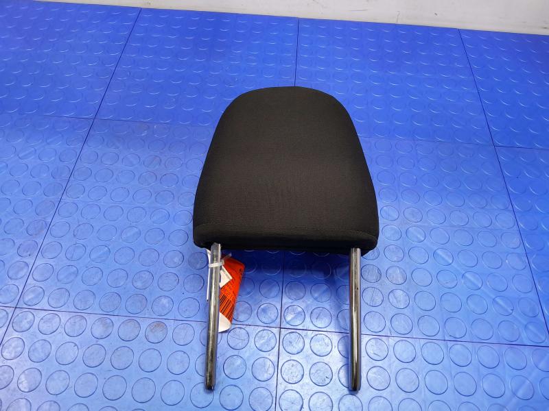 2022 Nissan Versa Headrest
