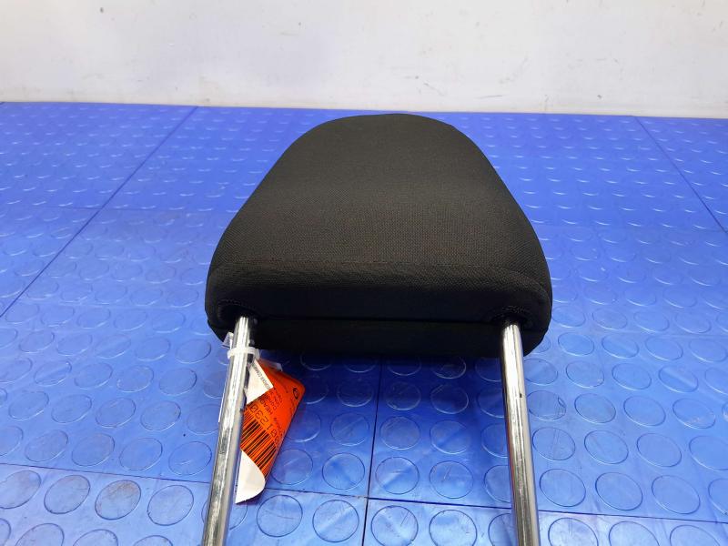 2022 Nissan Versa Headrest