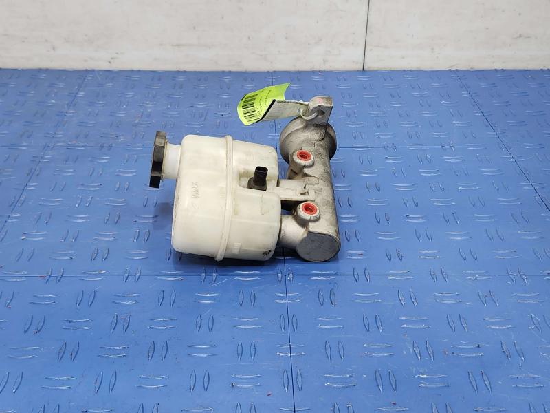 2015 Chevrolet Tahoe Master Cylinder