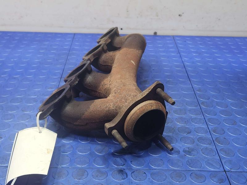 2016 Chevrolet Silverado 1500 Exhaust Manifold