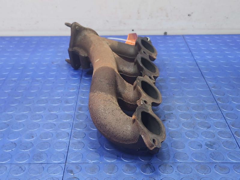 2016 Chevrolet Silverado 1500 Exhaust Manifold