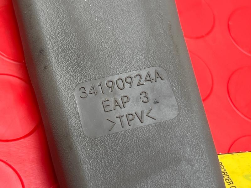2016 Chevrolet Volt Front Seat Belt