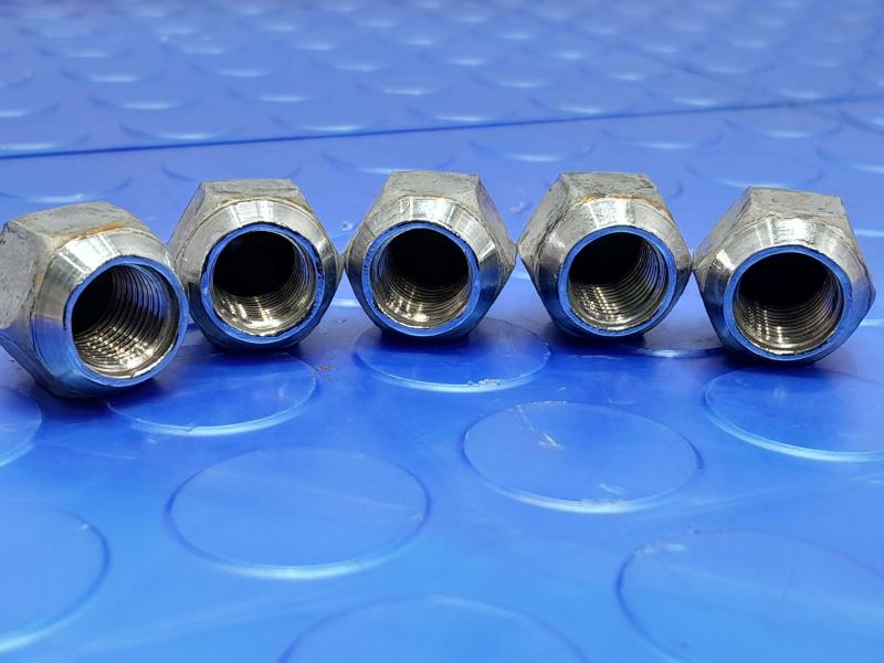 2016 Subaru Legacy Lug Nuts
