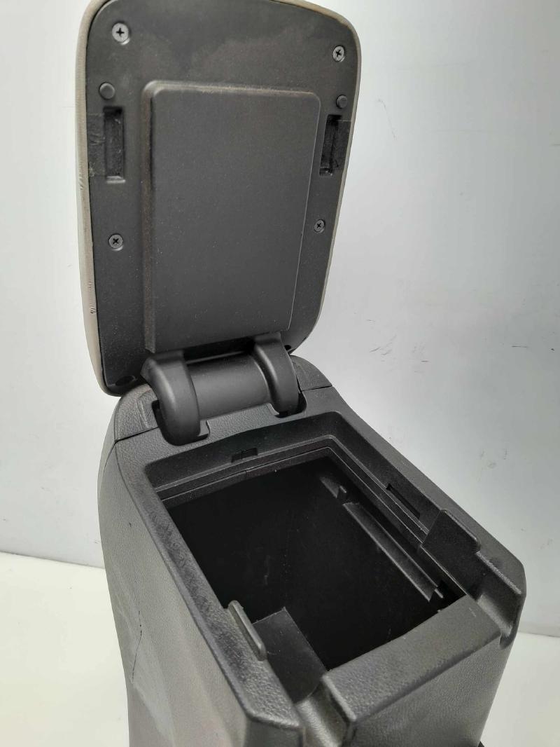 2014 Subaru Forester Front Console