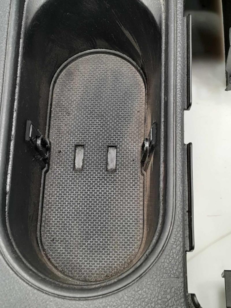 2014 Subaru Forester Front Console